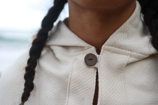 Woll-Poncho mit Kapuze ⋙ Unisex