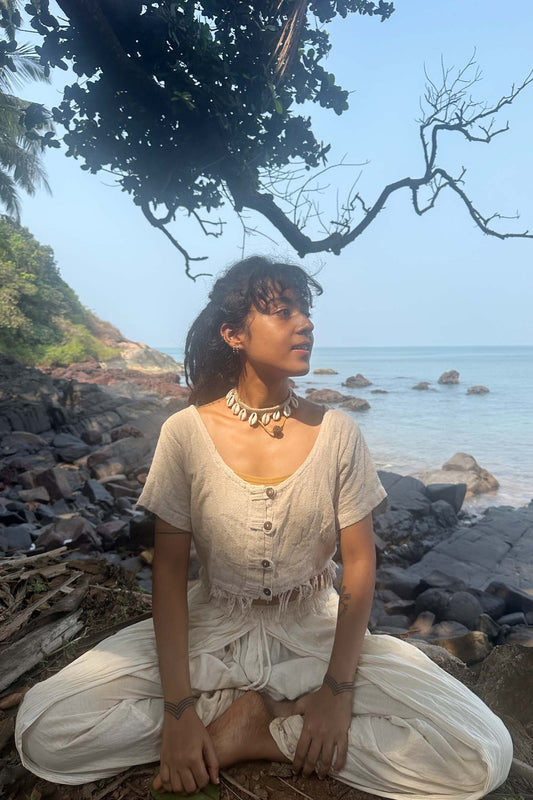 Mahima Hemp Top >>> Short Sleeve Cropped Blouse with Coconut Buttons