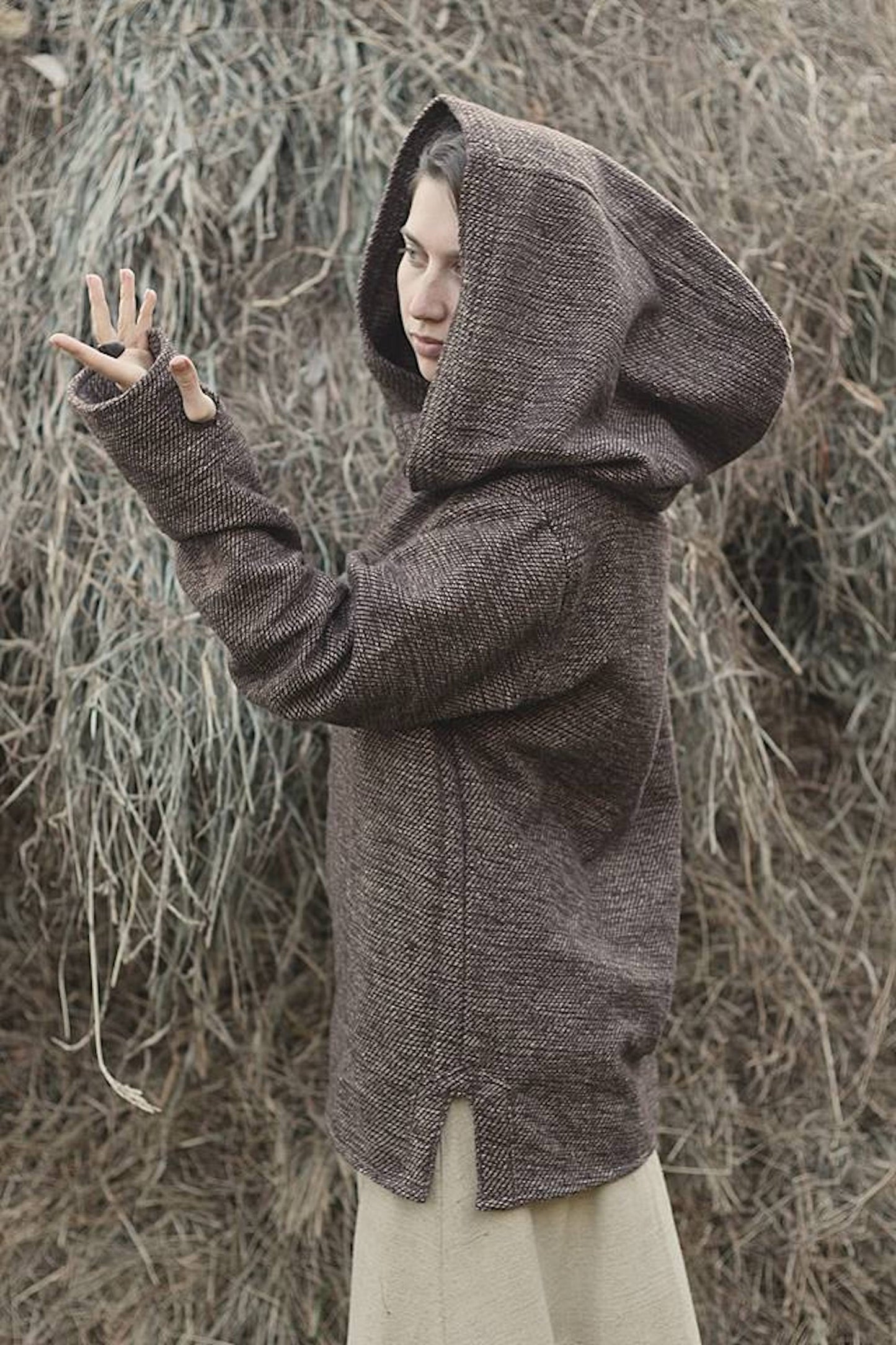 Nomad Women Pullover with Hoodie ⫸ Handwoven Hemp Wool