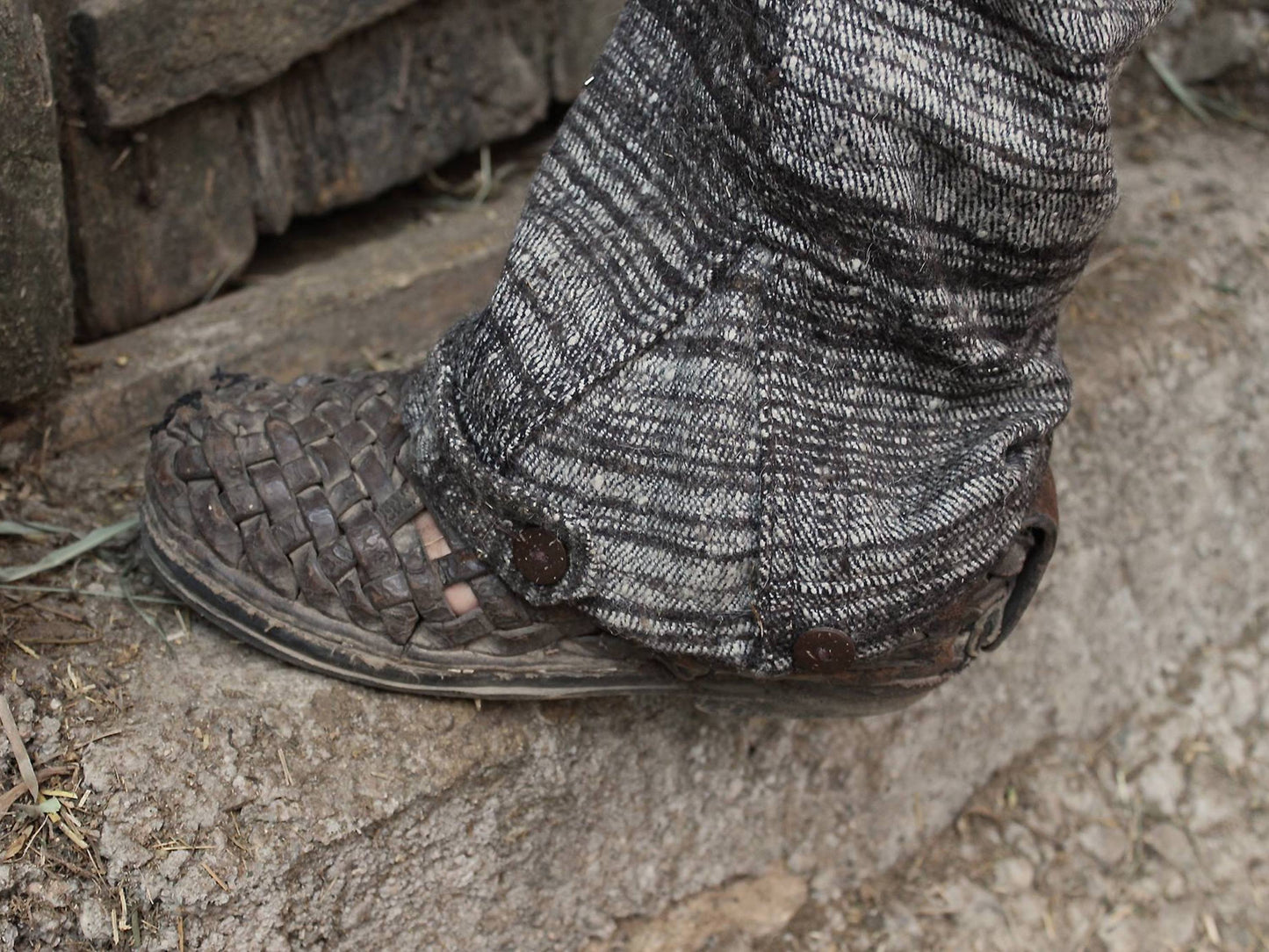 Himalayan Handwoven Wool Men Straight Pants ⫸