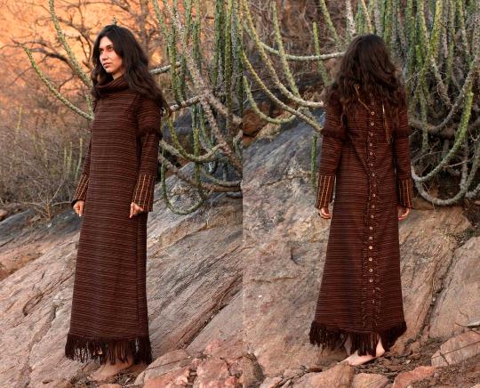 Long sleeves wool dress with fringe ~