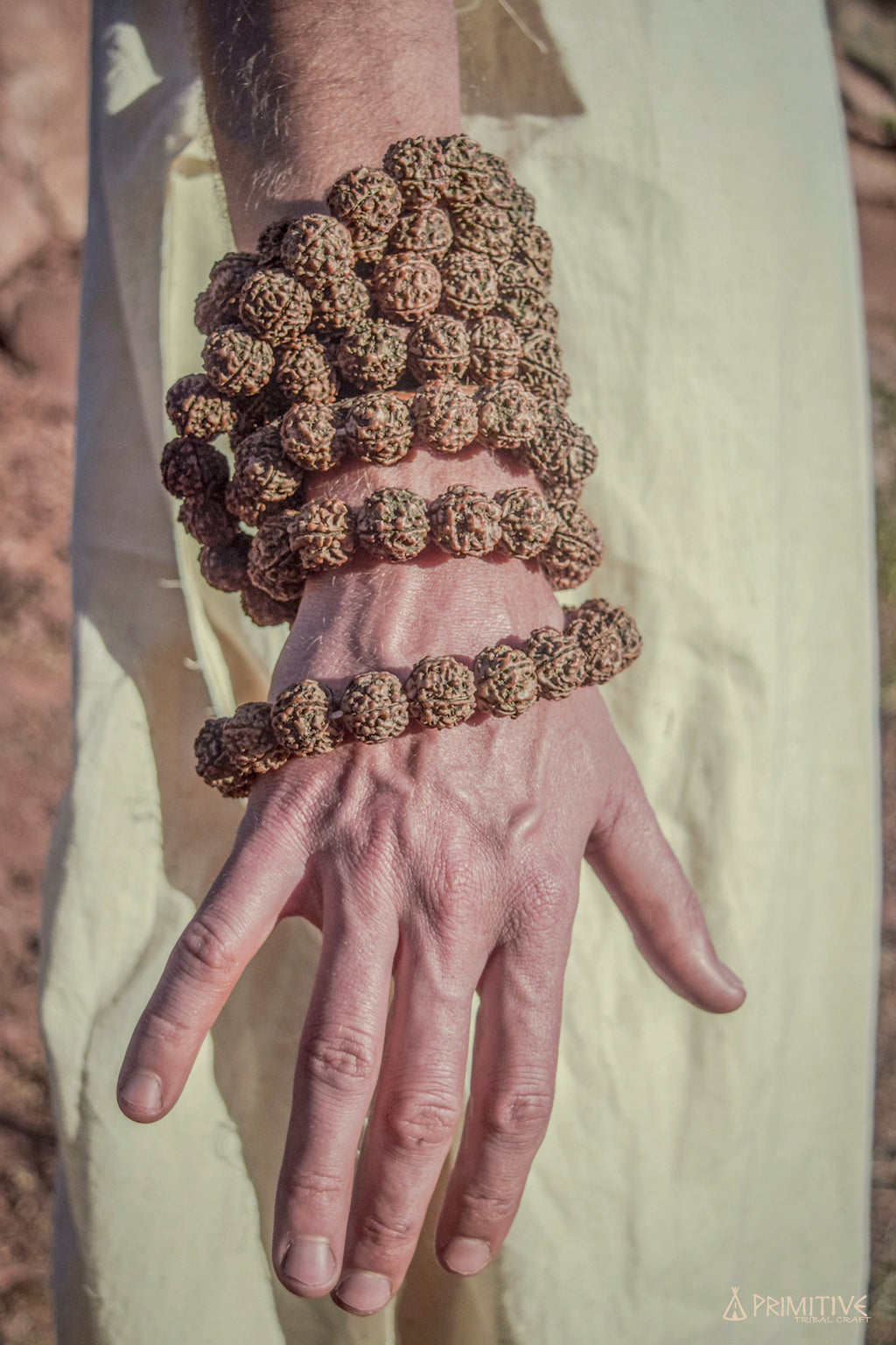 מחרוזת מאלה (Mala) מזרעי רודראקשה (Rudraksha) גדולים