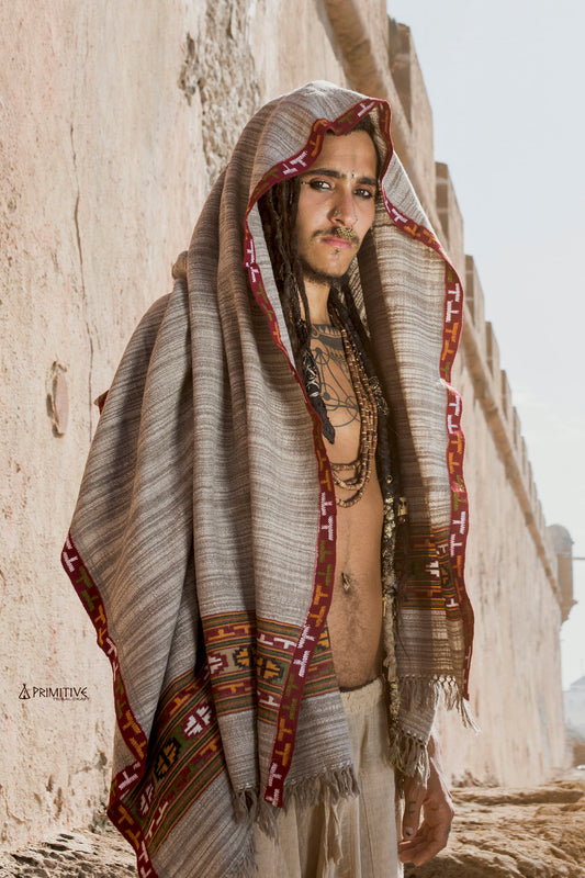 Kullu-Schal mit tribalem Muster ~ reine Handweberei aus himalayanischer Wolle