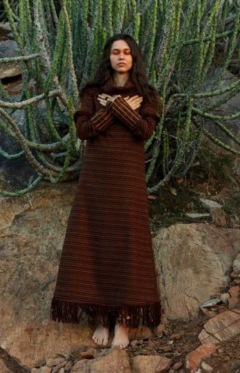 Long sleeves wool dress with fringe ~