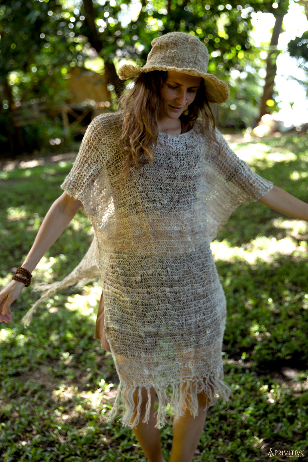Kayra Poncho ⋙ Hand Knitted Wild Grown Hemp
