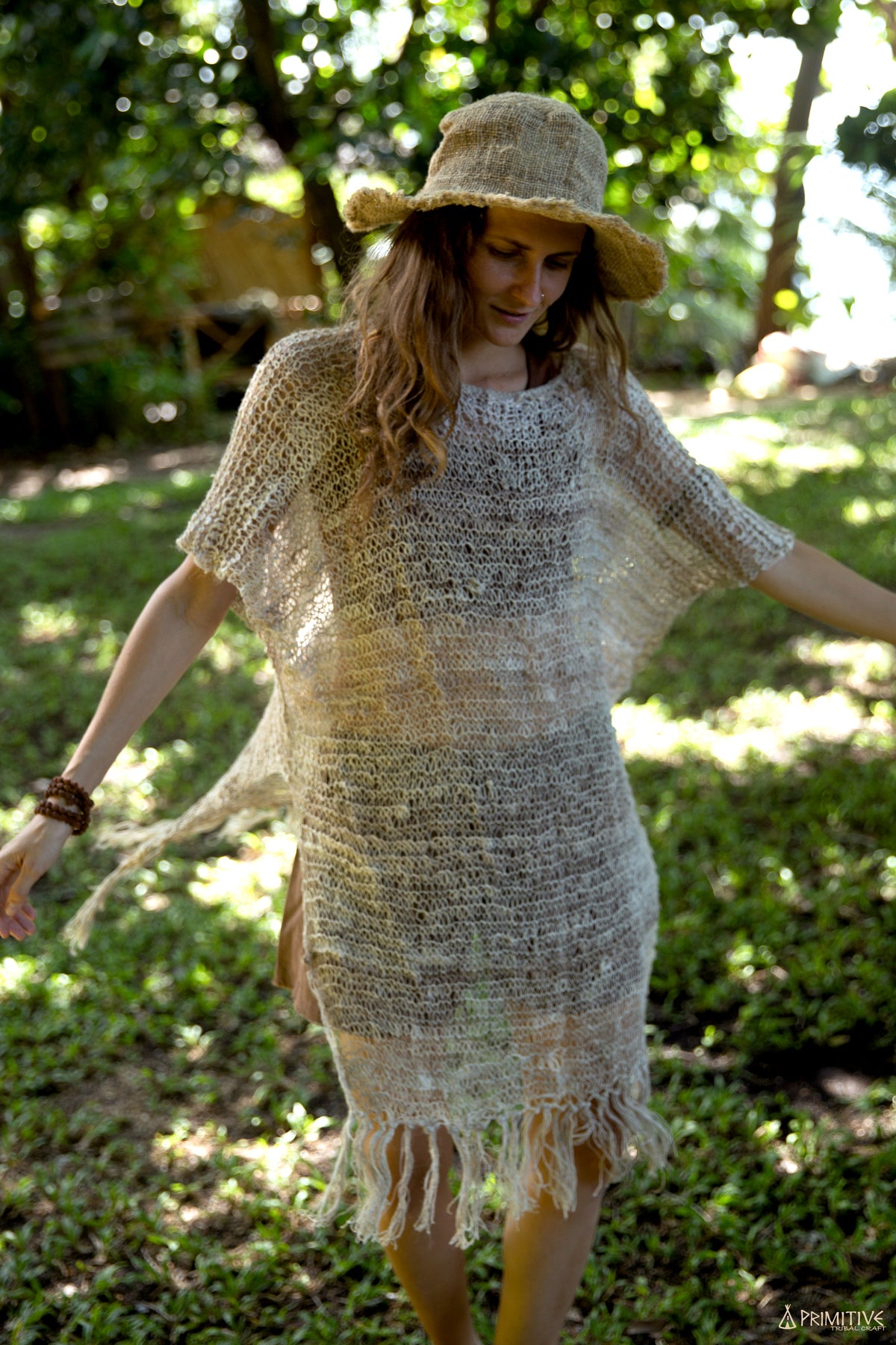Kayra Poncho ⋙ Hand Knitted Wild Grown Hemp