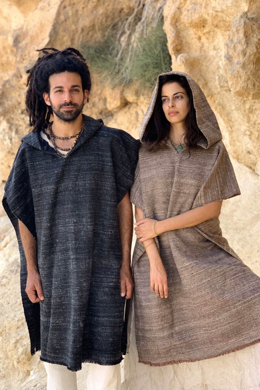 Himalayan Wool Poncho ⋙ with Hoodie ⋙