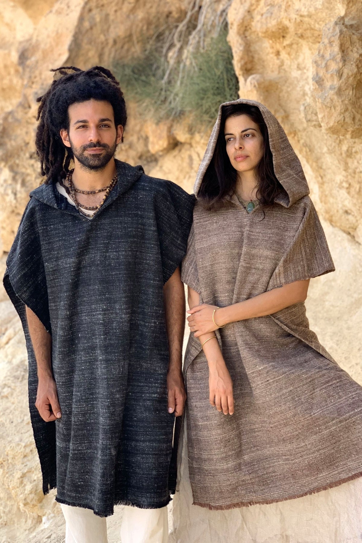 Himalayan Wool Poncho ⋙ with Hoodie ⋙