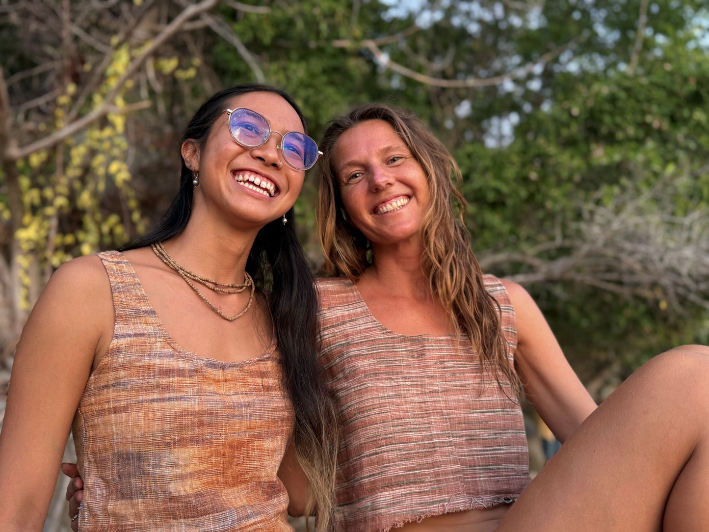 Little Sleeveles Crop Top ⋙ Handwoven Khadi Cotton