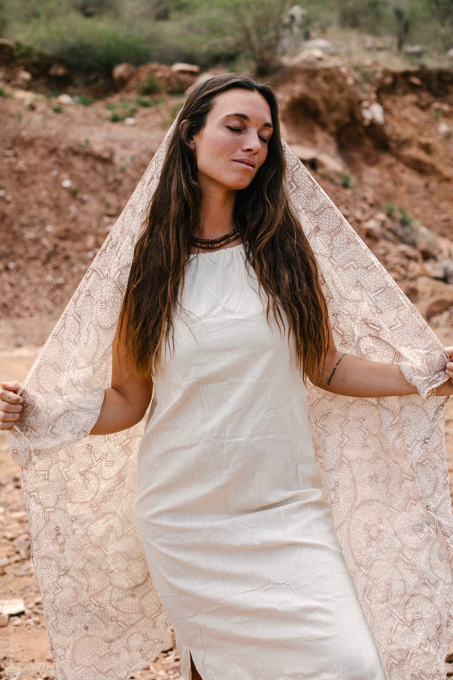 Shipibo Tribal Shawl ⋗⋗ Thin Linen Shawl