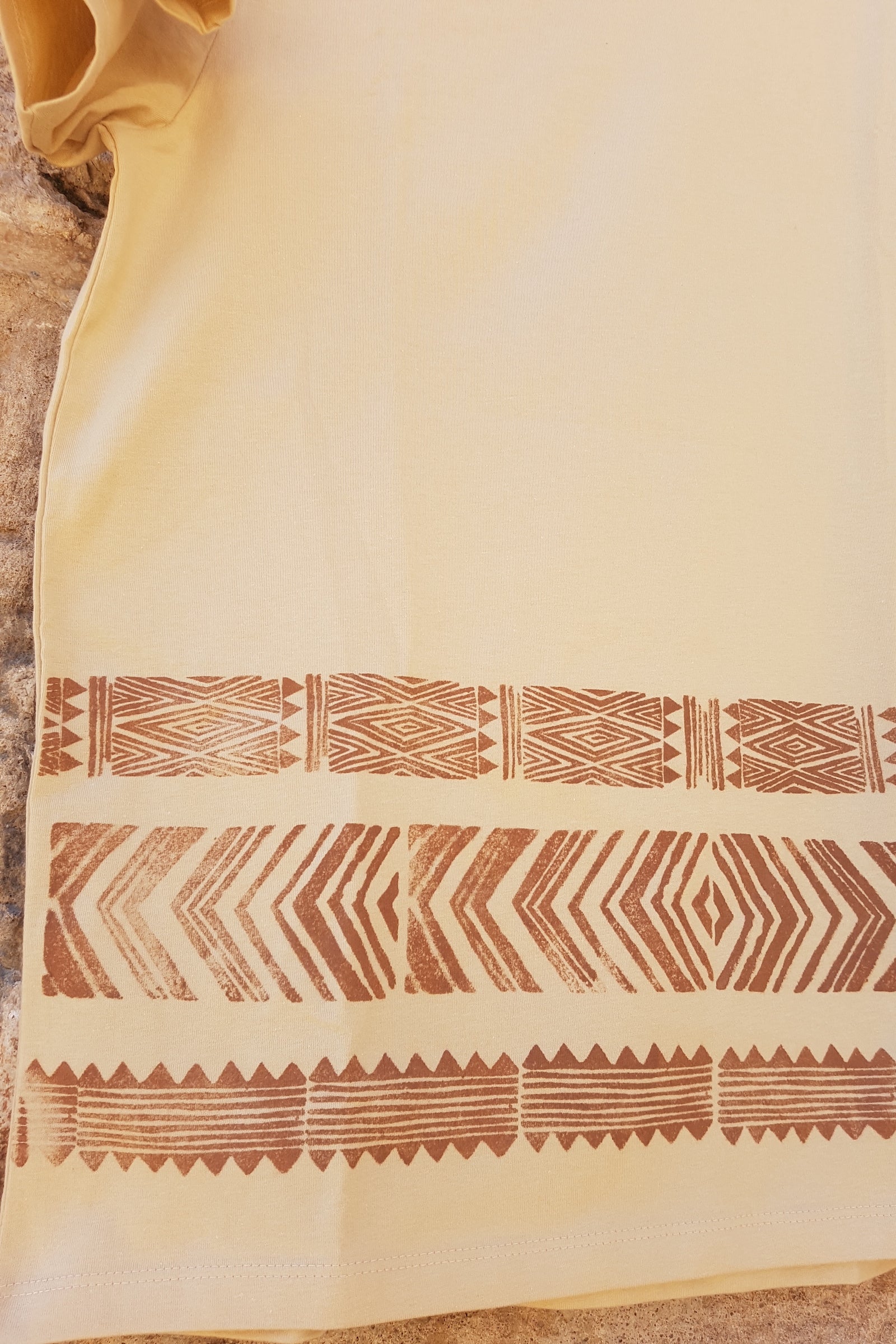 Block Printed T-Shirt ⫸⫸ Organic Cotton ⫸⫸ Arrows