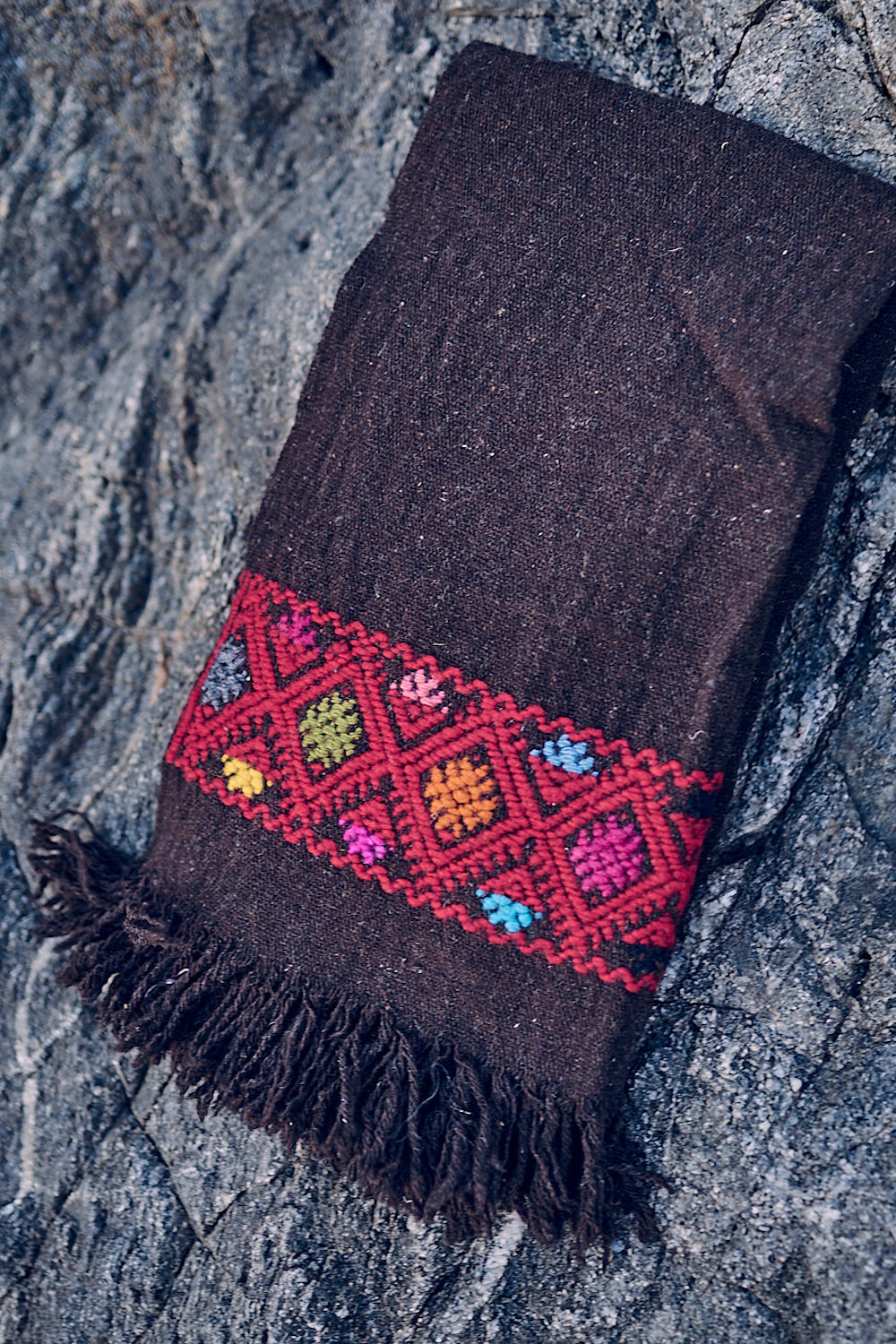 Handloom Wool Shawl ⋙⋘ with Hand Embroidery ⋙⋘