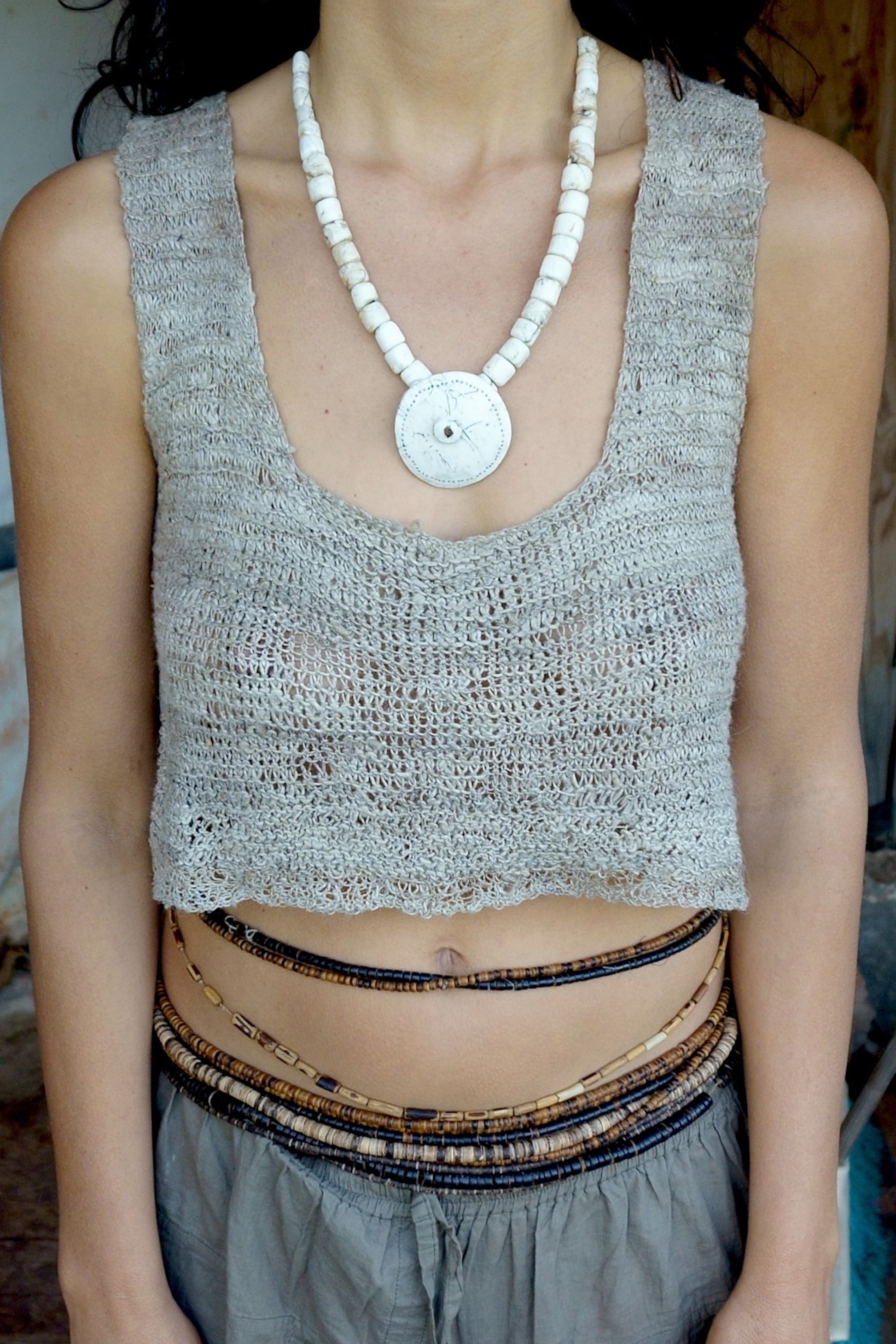 Short Nettle Yarn Knitted Top