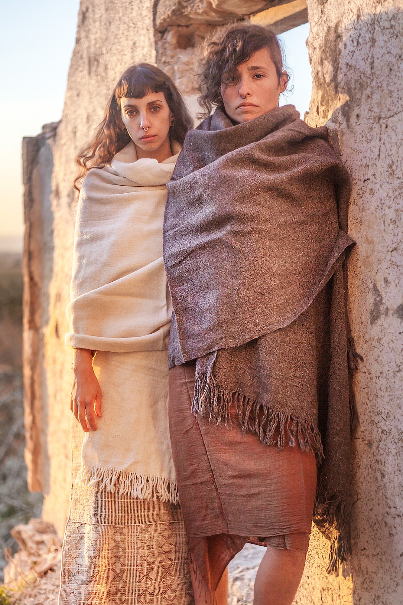 Handwoven Wool Shawl ⋙⋘ Blanket ⋙⋘ Wrap ⋙⋘