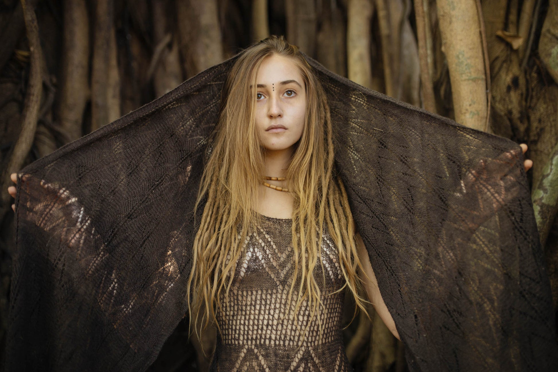Brown Wild Himalayan Nettle Shawl ~>> Black Walnut Dye