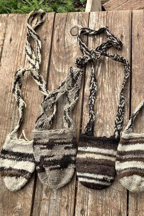 Arhuaco Inspired Tiny Mochila ⋙ Handstitched Tribal Patterns ⋙ Raw Wool
