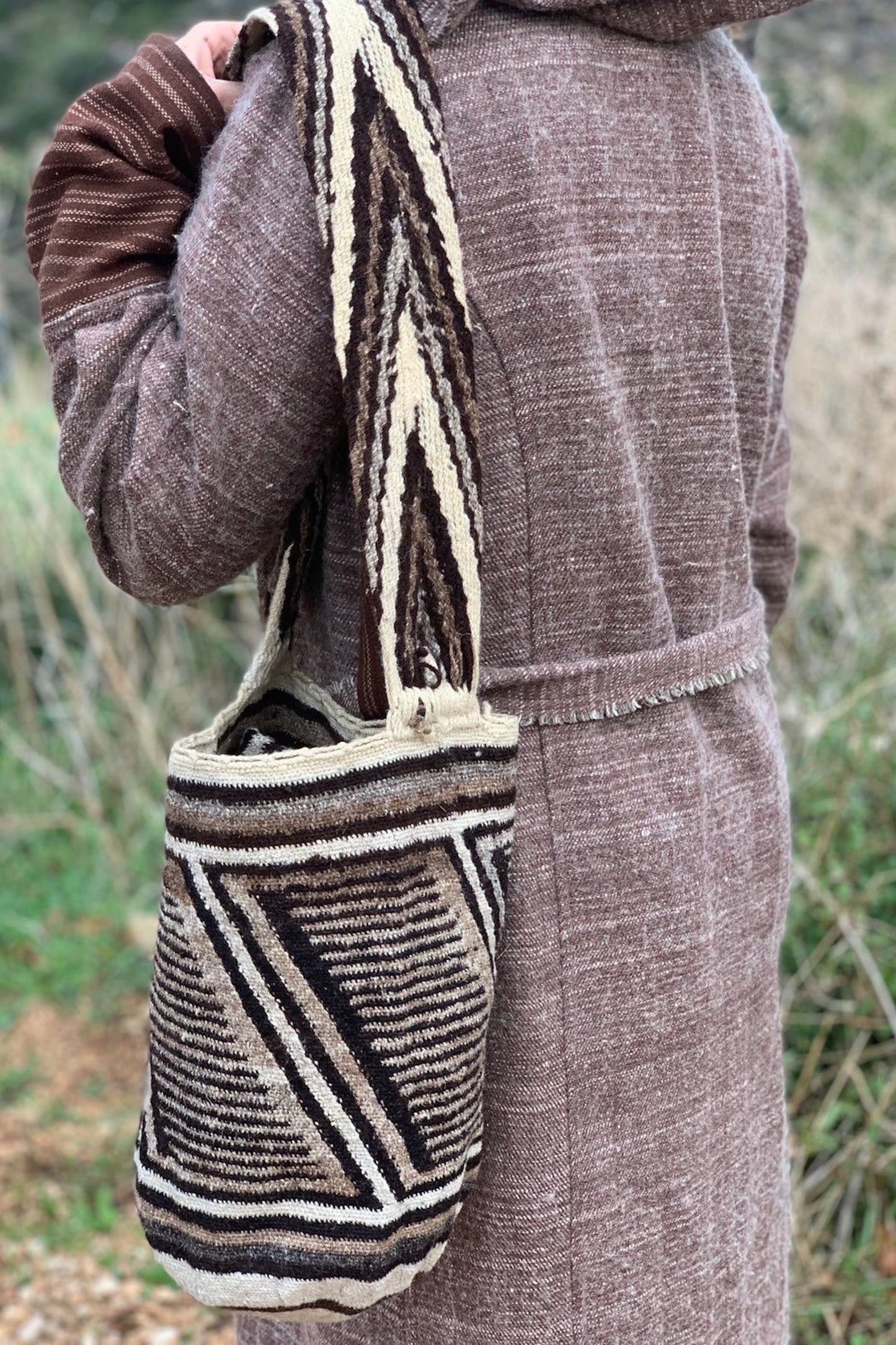 Arhuaco Mochila • Hand stitched Raw Sheep Wool Traditional Mochila