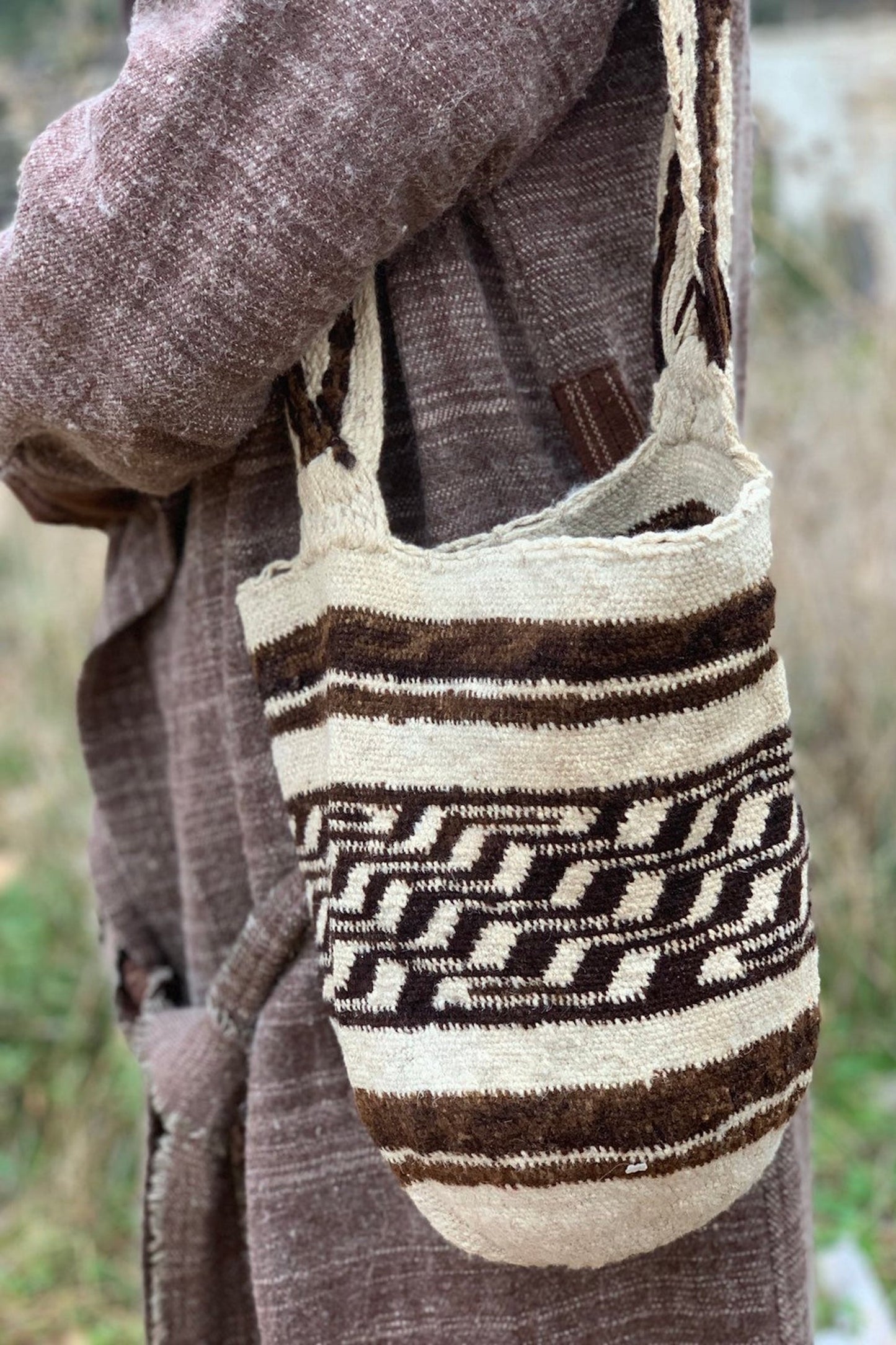 Arhuaco Mochila • Hand stitched Raw Sheep Wool Traditional Mochila