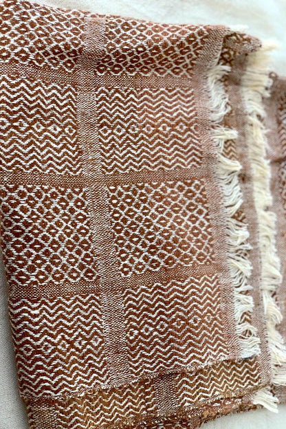Witu Tribal Pattern Shawl ⋙⋘ Handwoven Raw Silk